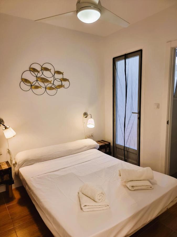 Claudia Tourist Apartment Alicante Exterior photo